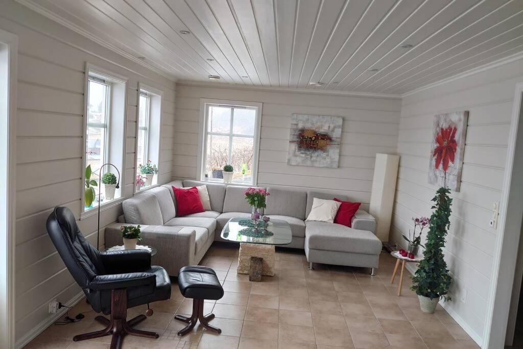 Villa Flohytta à Stryn Extérieur photo